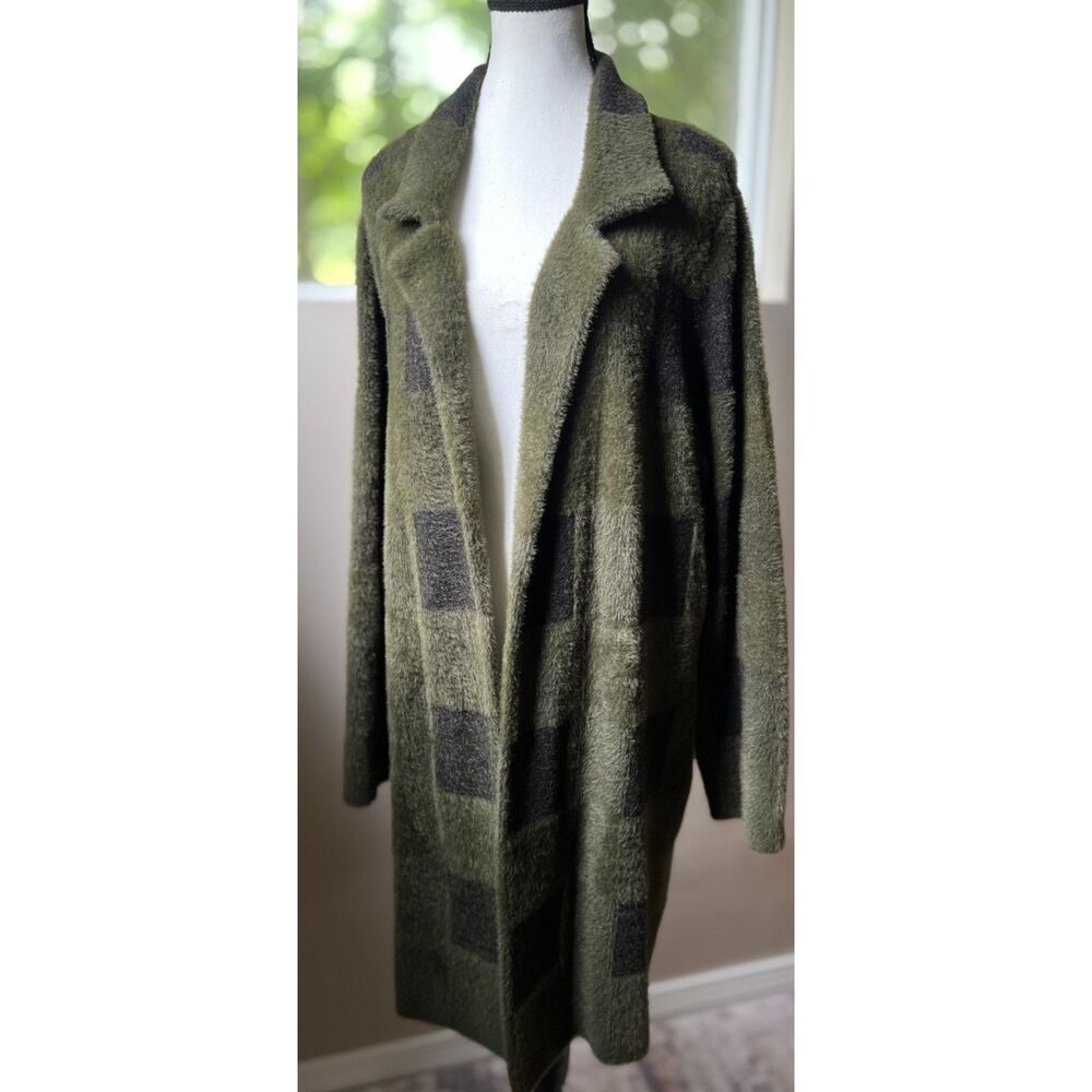 Liverpool Open Front Coatigan Sweater in Army Green/Black. Size 1X.